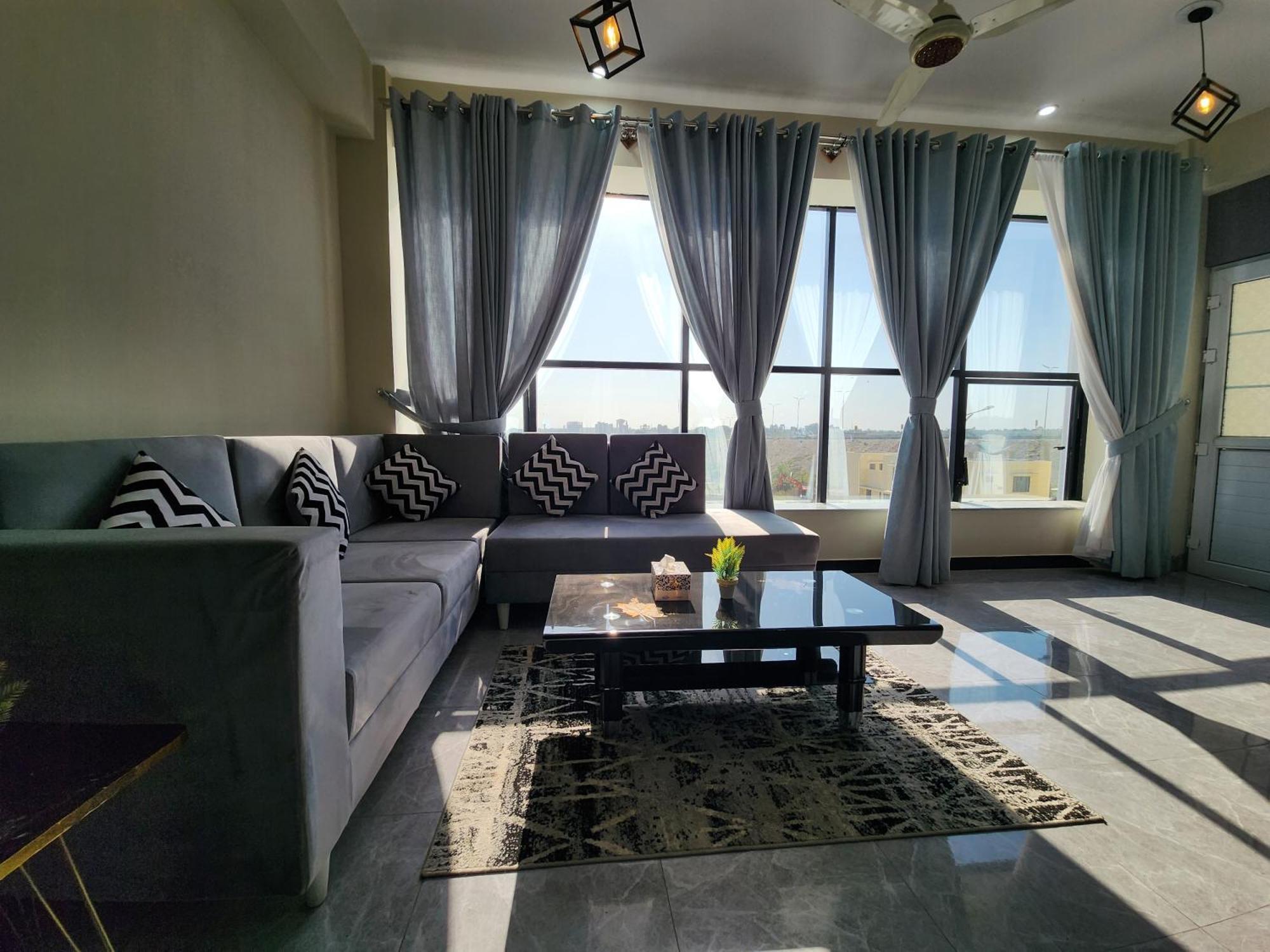 Motorway Majesty Suites Islamabad - Near Islamabad International Airport And Motorway 外观 照片