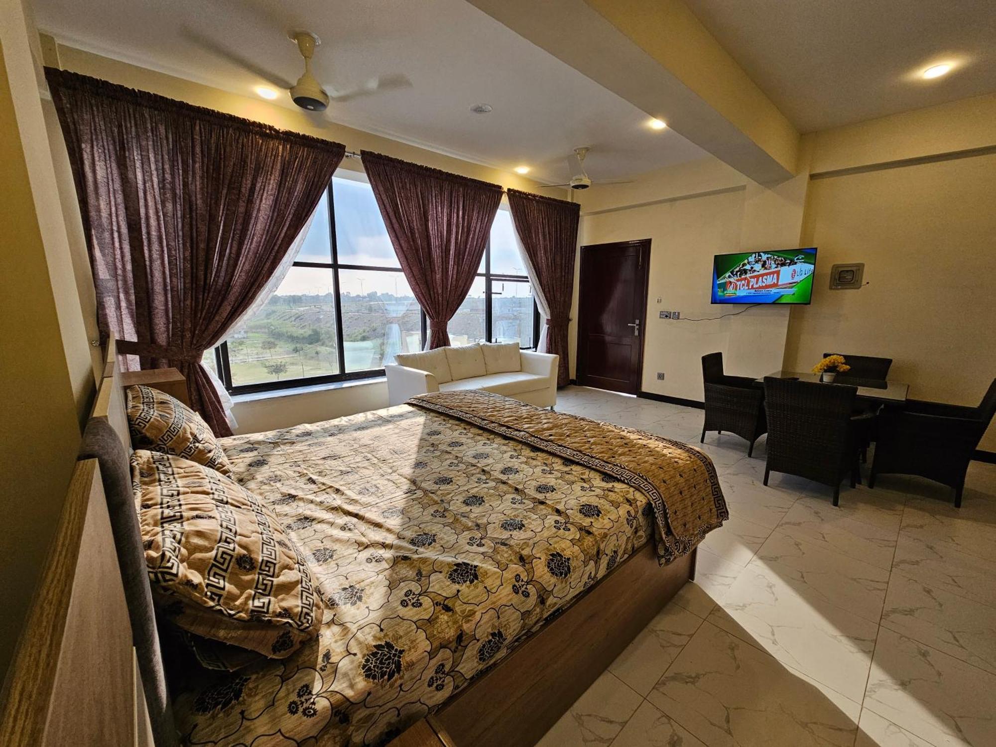Motorway Majesty Suites Islamabad - Near Islamabad International Airport And Motorway 外观 照片