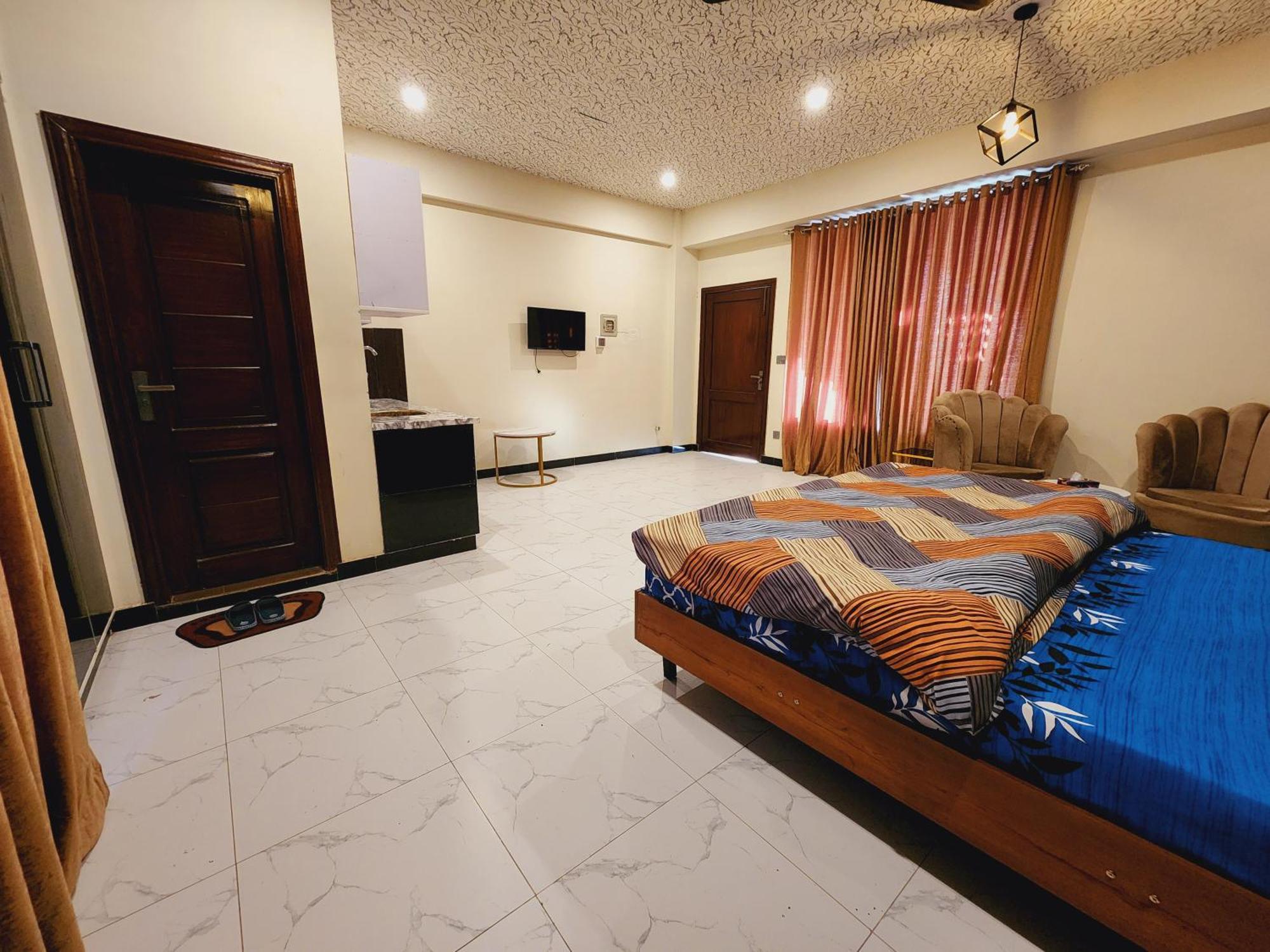 Motorway Majesty Suites Islamabad - Near Islamabad International Airport And Motorway 客房 照片