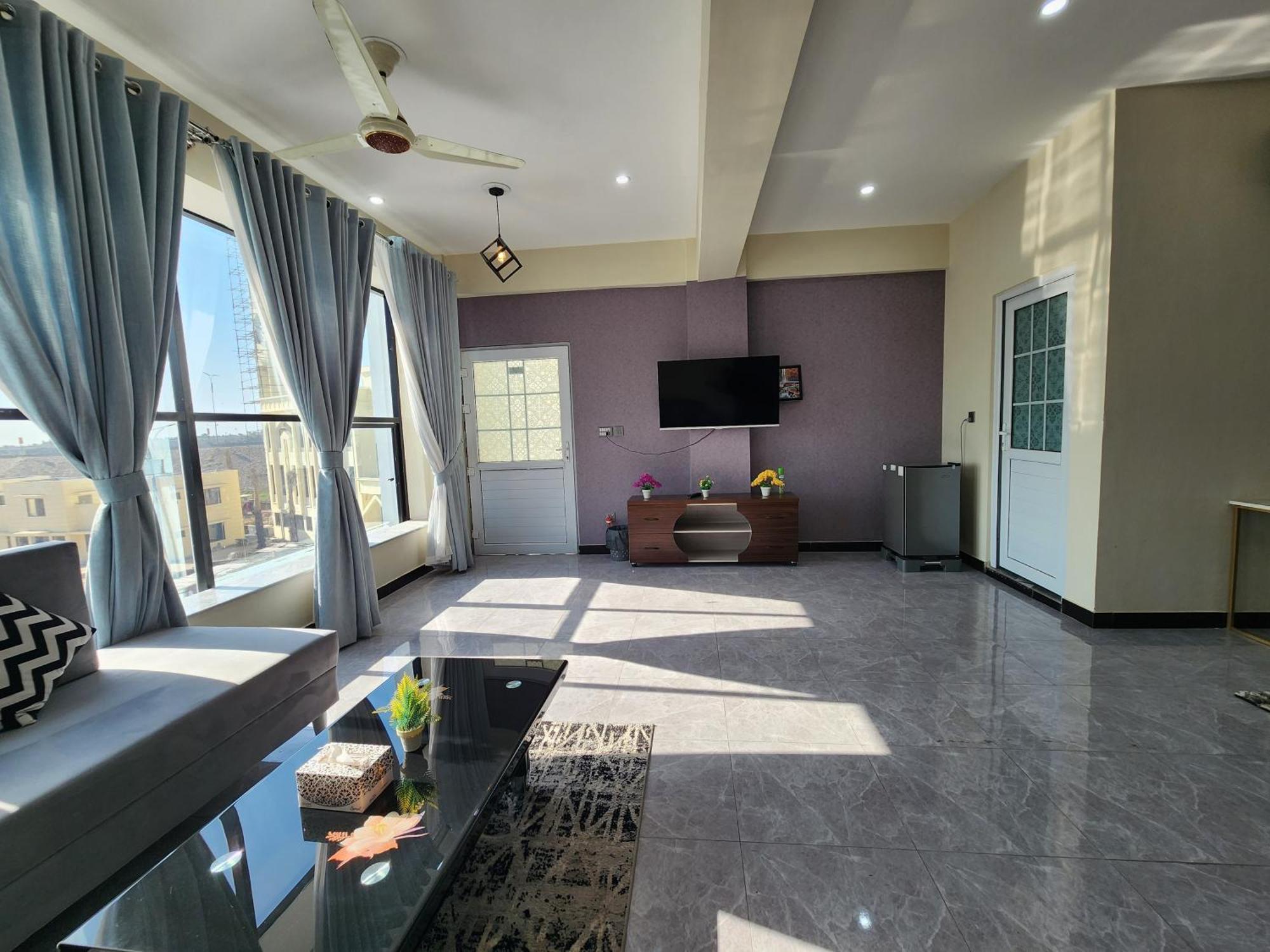 Motorway Majesty Suites Islamabad - Near Islamabad International Airport And Motorway 客房 照片