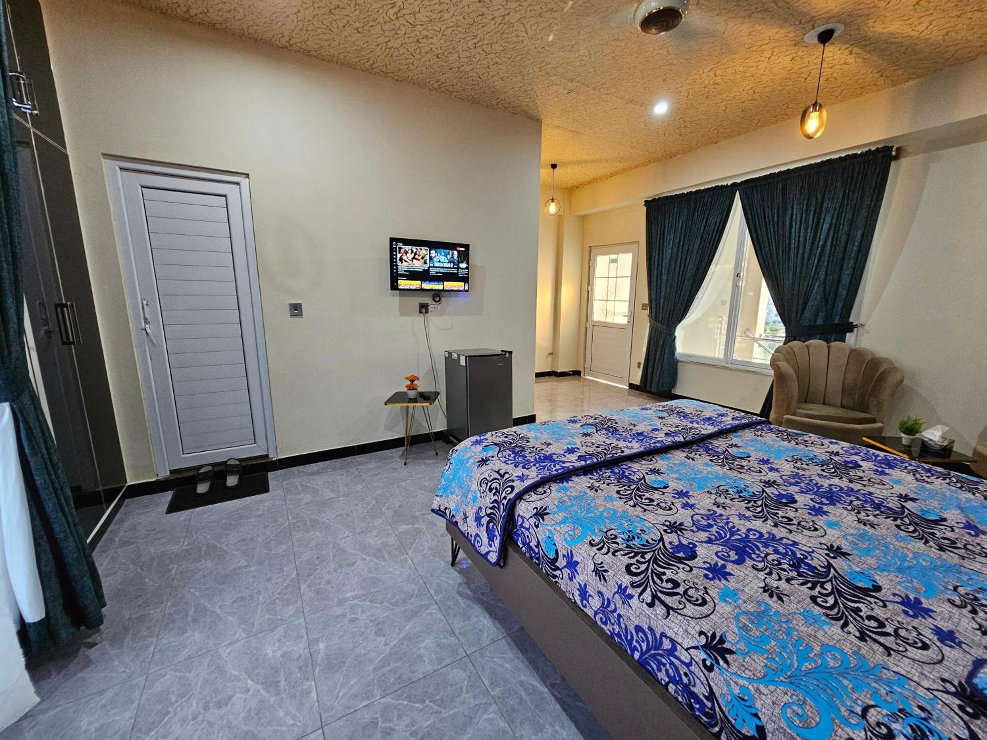 Motorway Majesty Suites Islamabad - Near Islamabad International Airport And Motorway 客房 照片