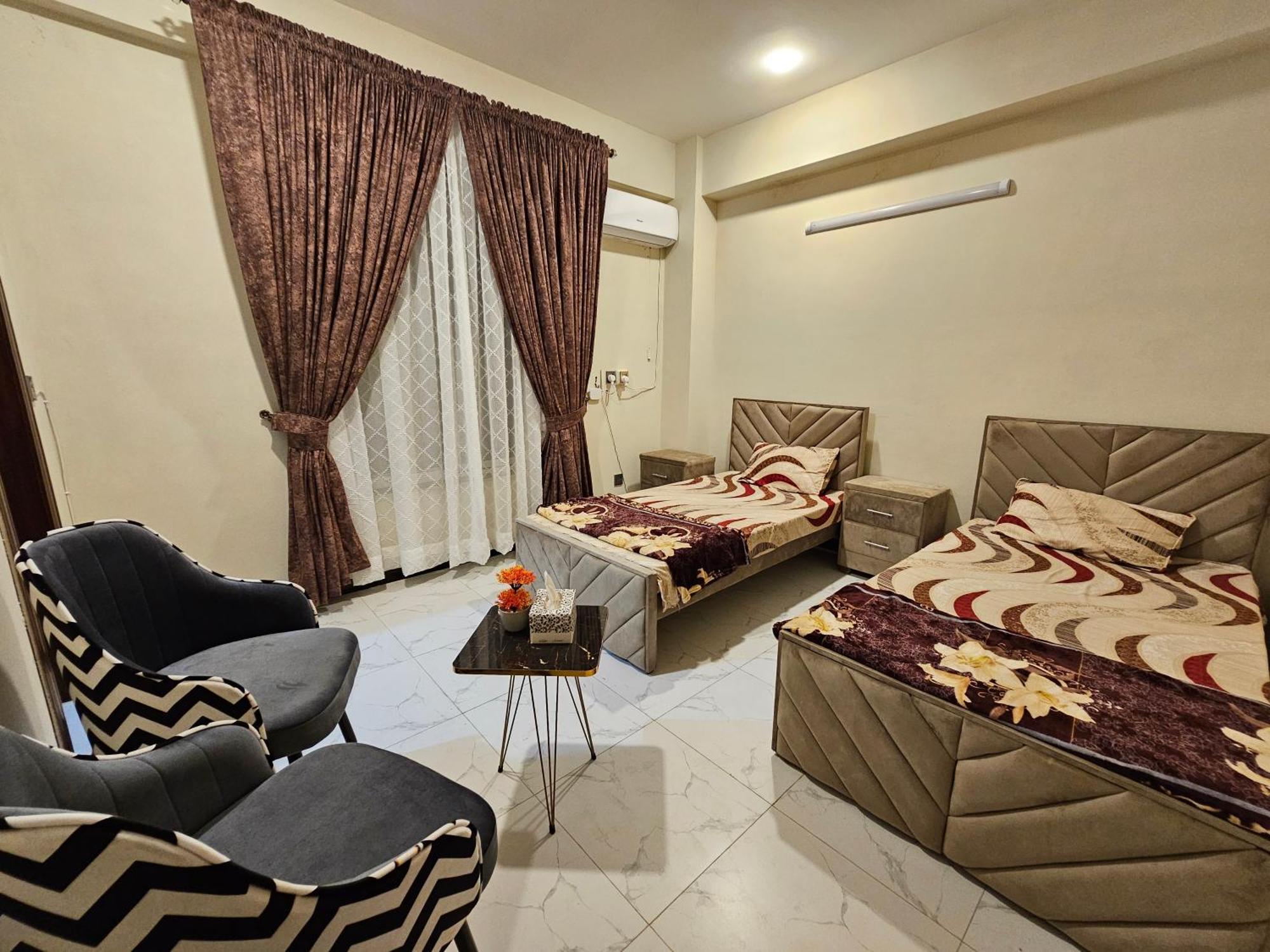 Motorway Majesty Suites Islamabad - Near Islamabad International Airport And Motorway 客房 照片