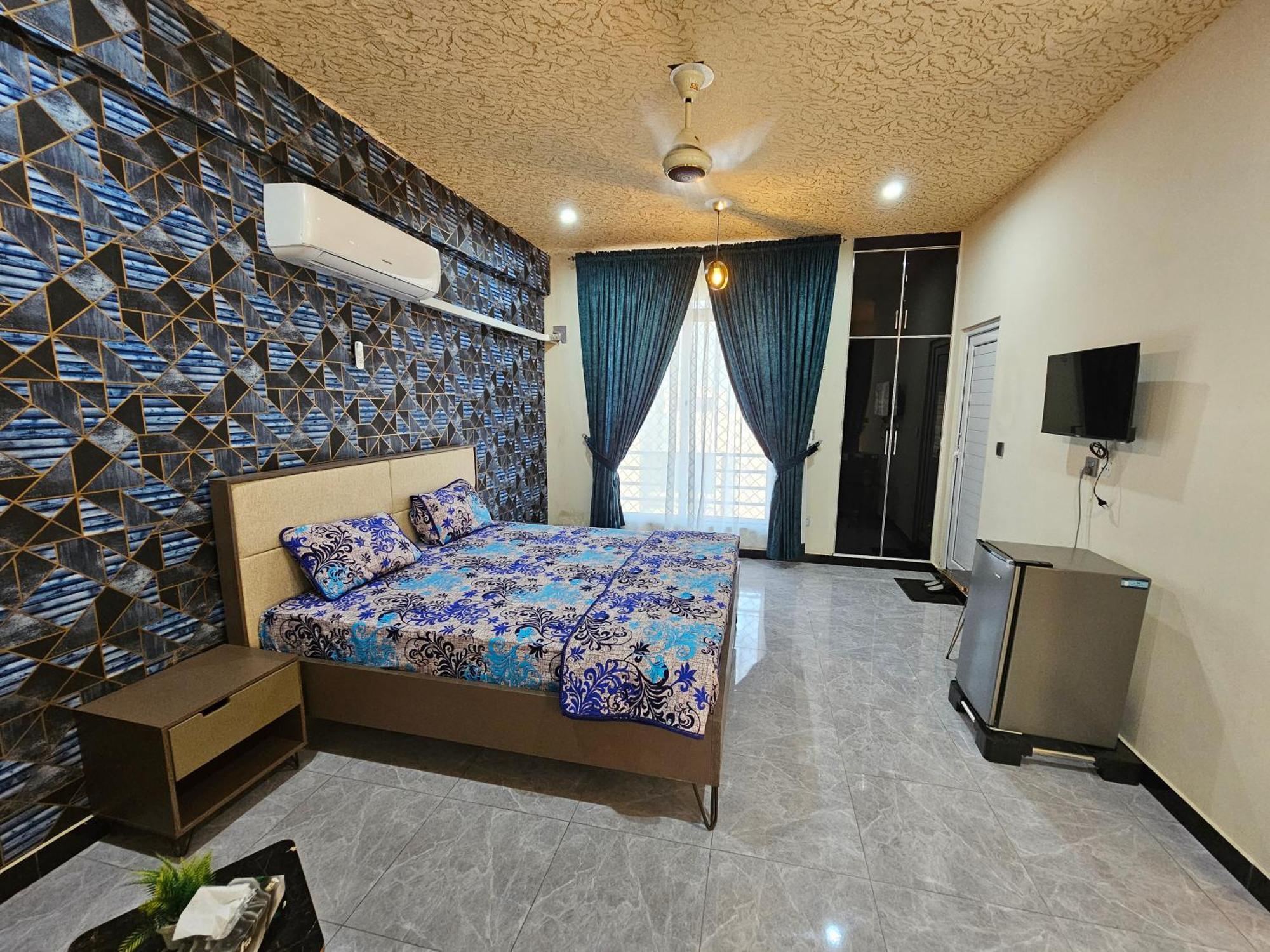 Motorway Majesty Suites Islamabad - Near Islamabad International Airport And Motorway 客房 照片