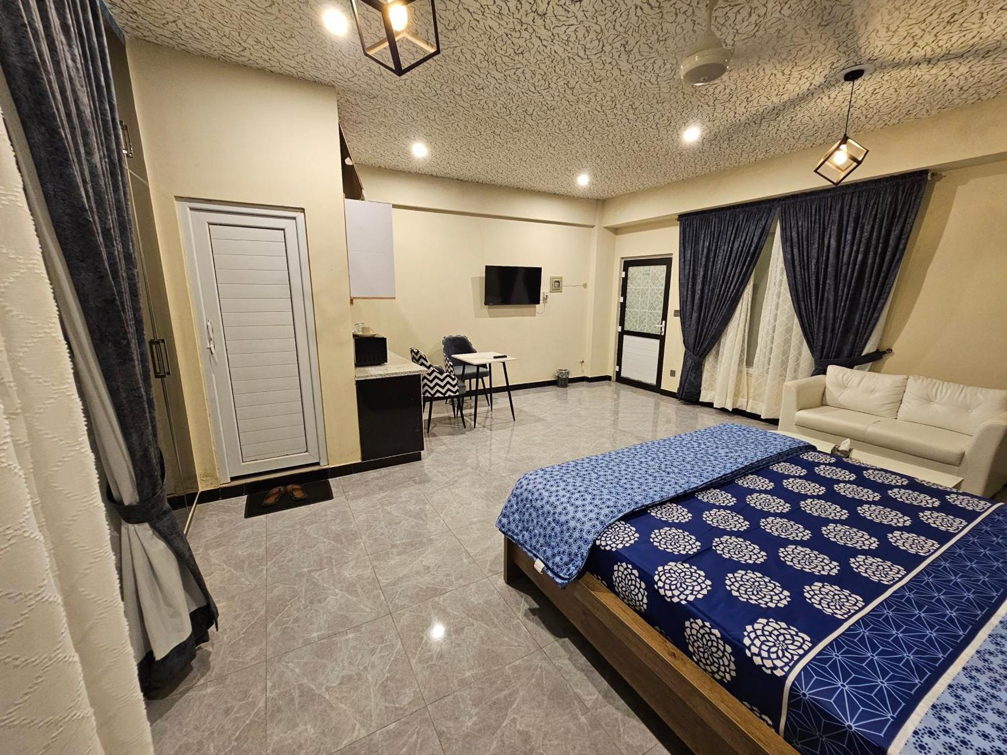 Motorway Majesty Suites Islamabad - Near Islamabad International Airport And Motorway 客房 照片
